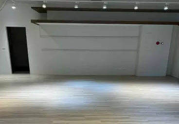 奧揚地毯-桃園傢俱展覽塑膠地板施工